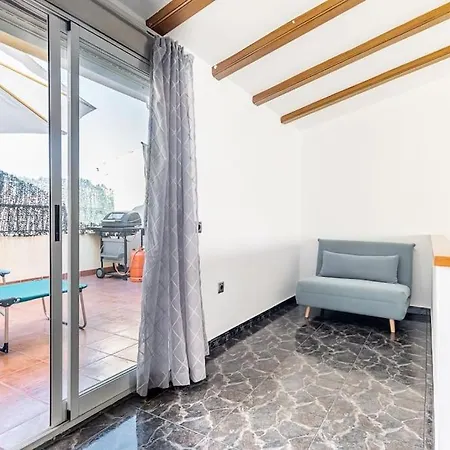 Beach, 8 Pax, 4bdr, 3bath, Bbq בית נופש *