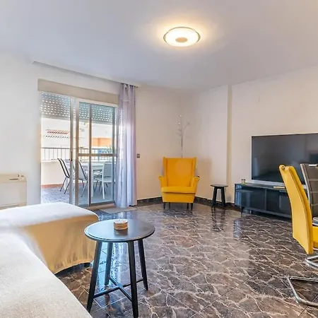 Nyaraló Beach, 8 Pax, 4bdr, 3bath, Bbq